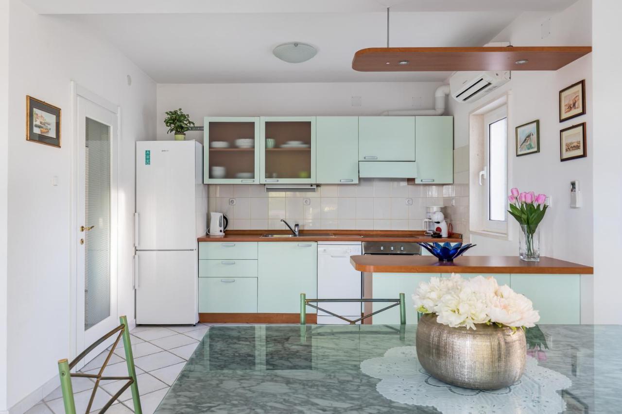 Apartments Croatia Трогір Екстер'єр фото
