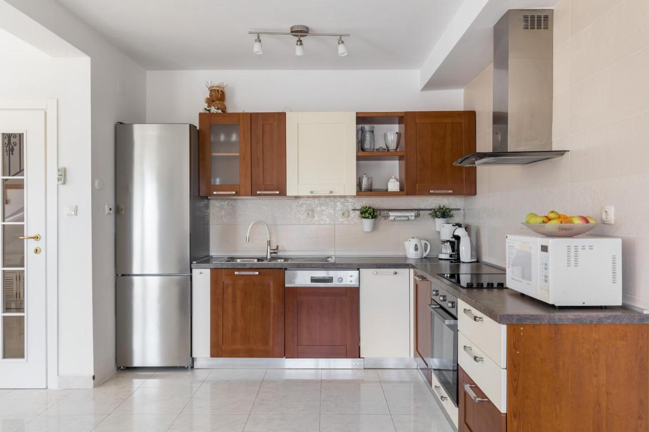 Apartments Croatia Трогір Екстер'єр фото